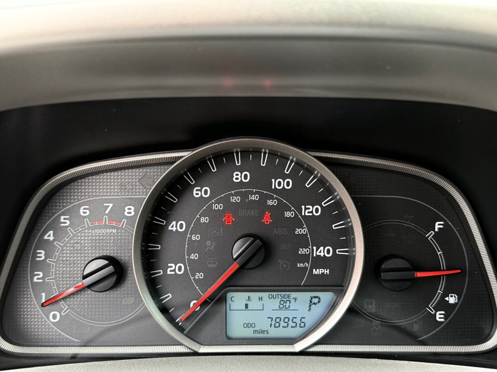 2013 Toyota Rav4 Image 31