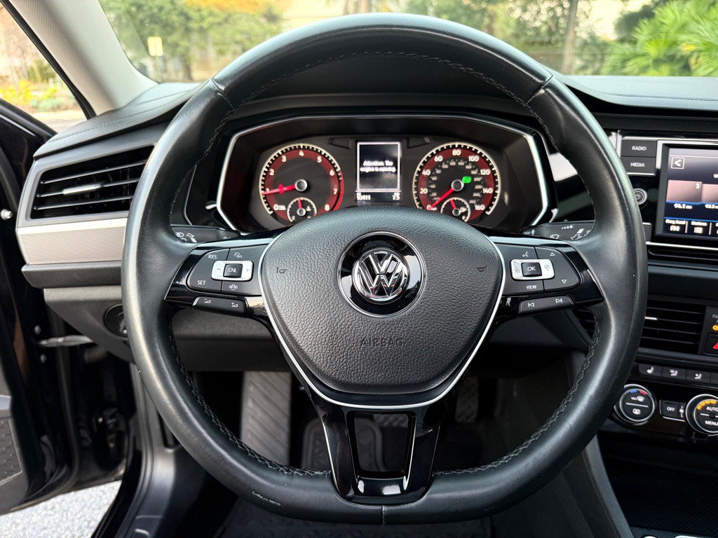 2019 Volkswagen Jetta Image 9