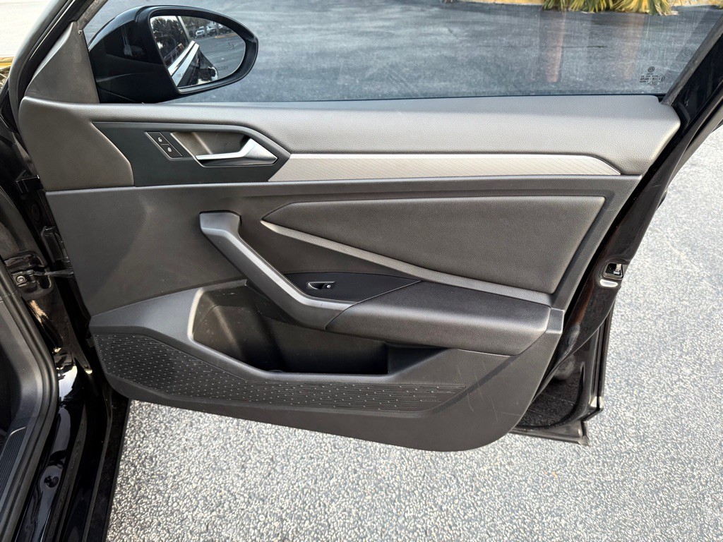 2019 Volkswagen Jetta Image 24