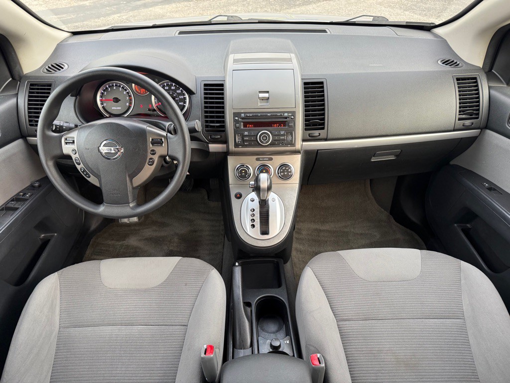 2012 Nissan Sentra Image 7