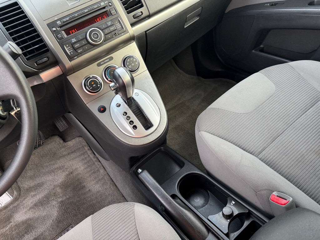 2012 Nissan Sentra Image 9