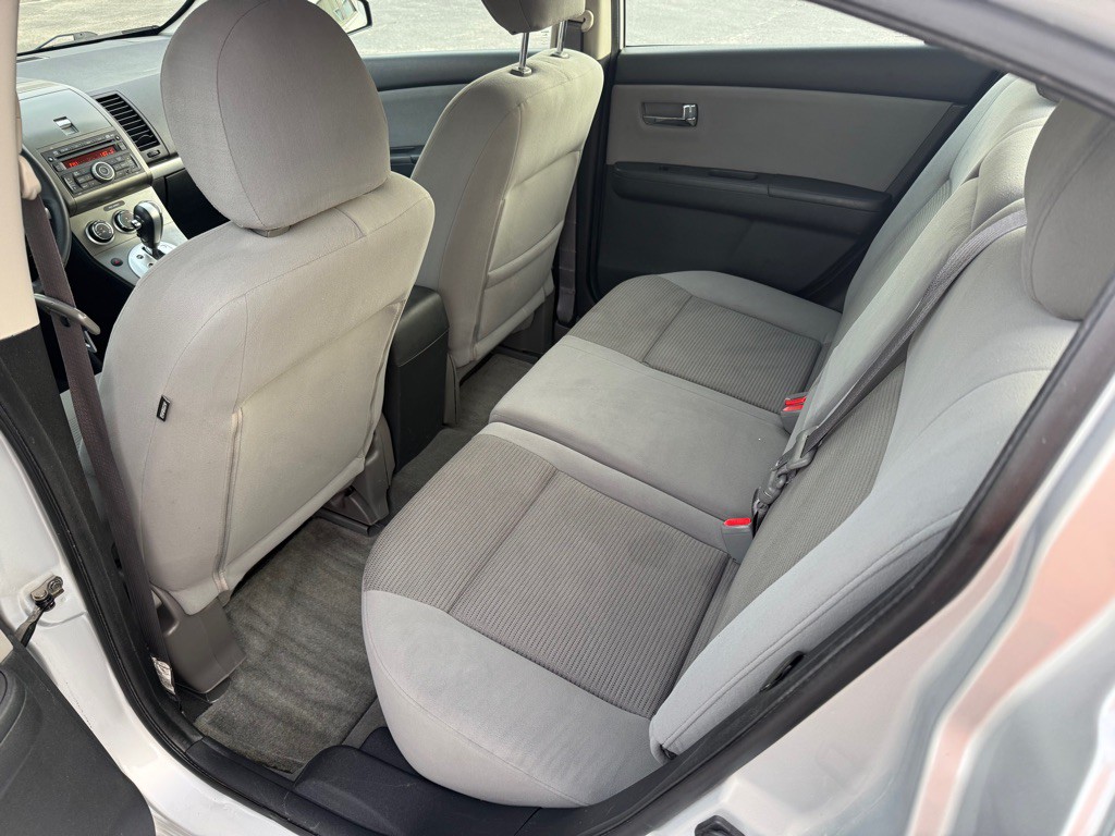 2012 Nissan Sentra Image 12