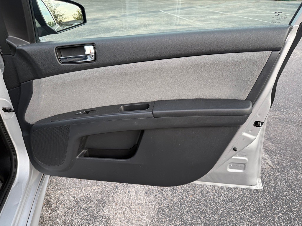2012 Nissan Sentra Image 19