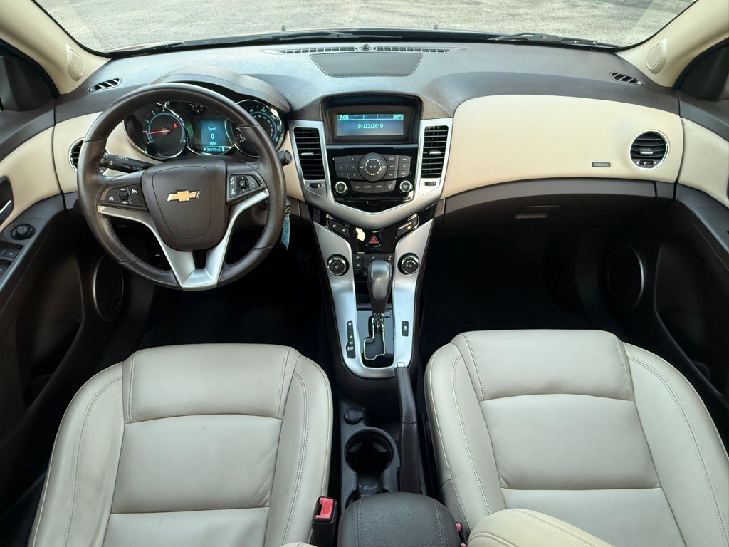 2012 Chevrolet Cruze Image 7