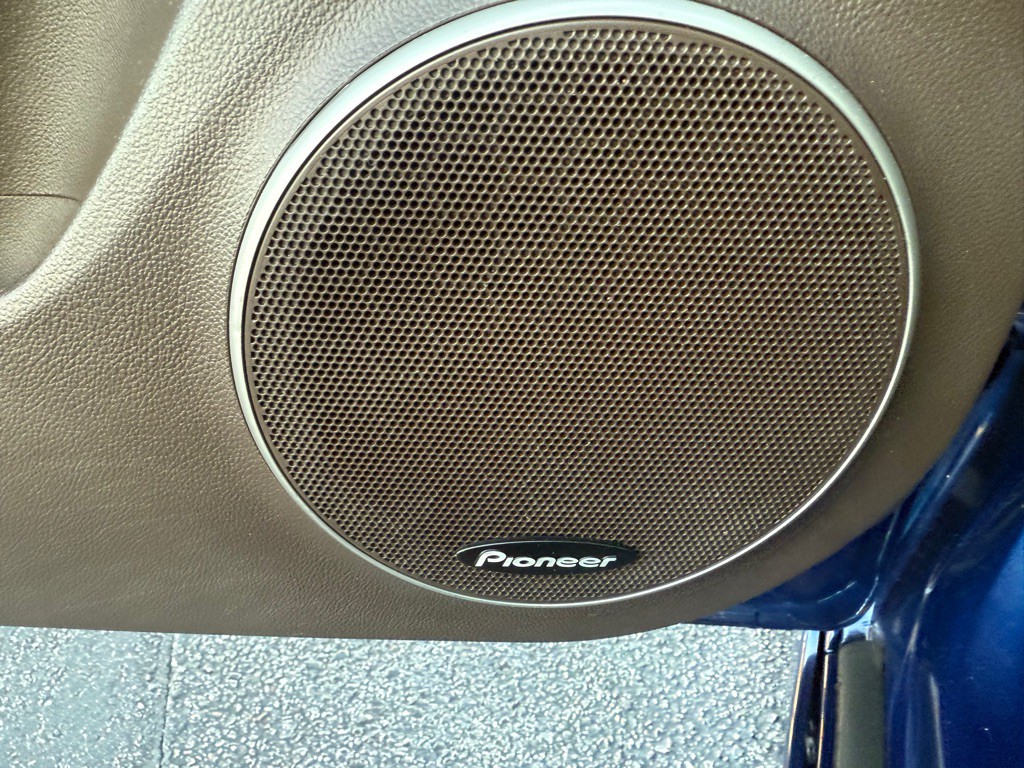 2012 Chevrolet Cruze Image 11