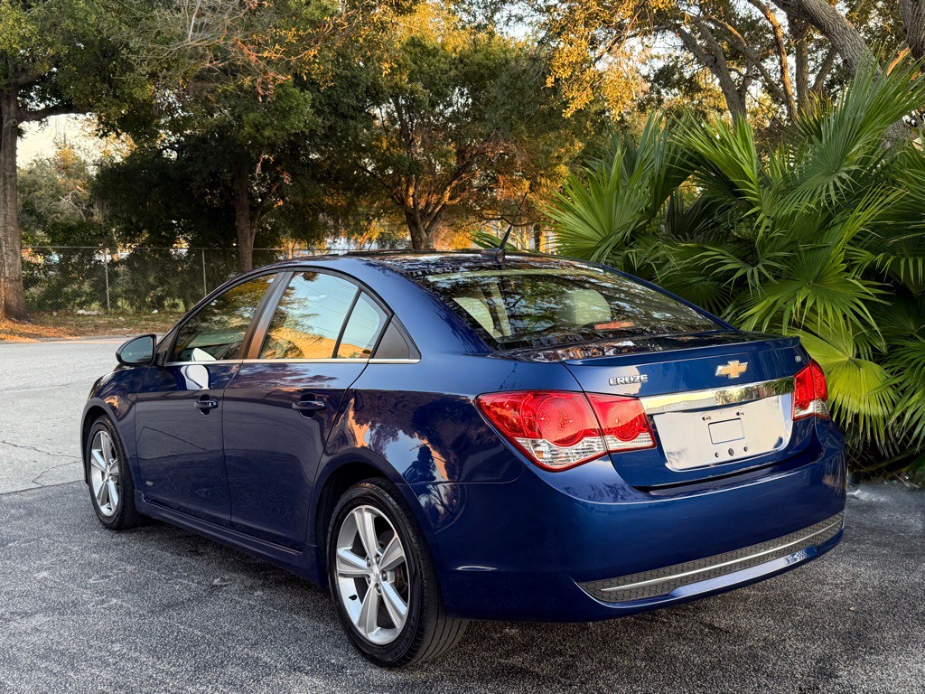 2012 Chevrolet Cruze Image 13