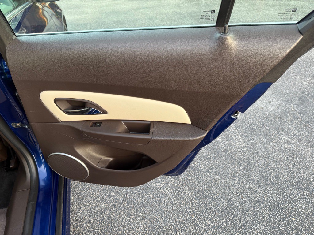 2012 Chevrolet Cruze Image 19