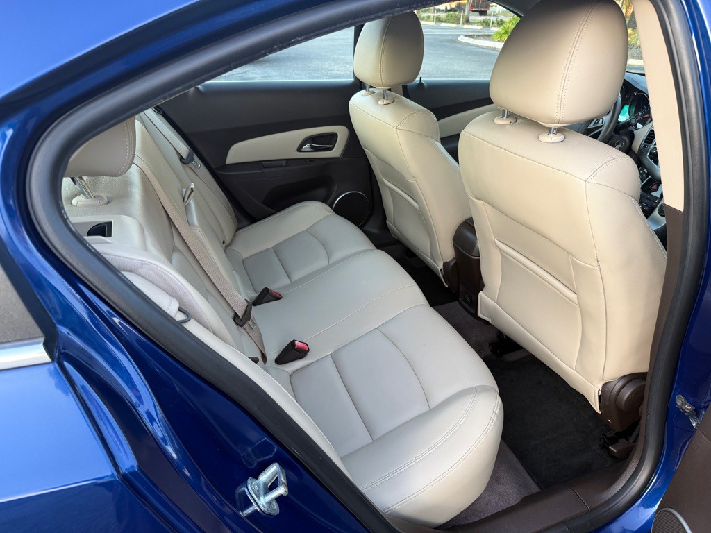 2012 Chevrolet Cruze Image 20