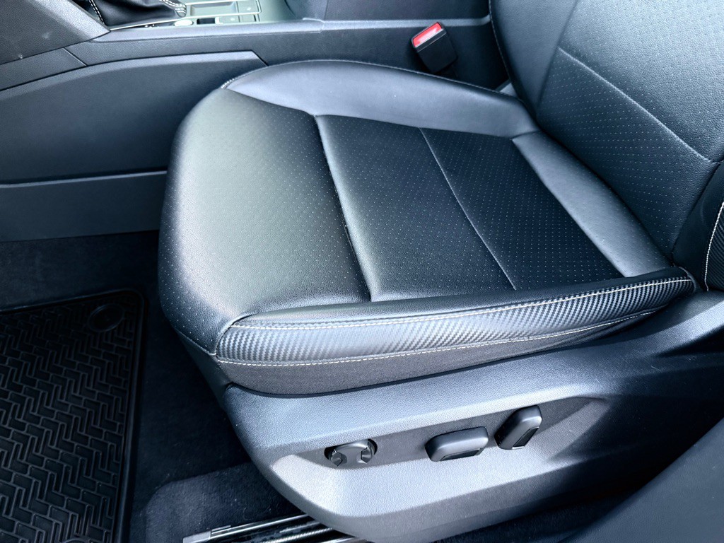 2021 Volkswagen Atlas Cross Sport Image 13