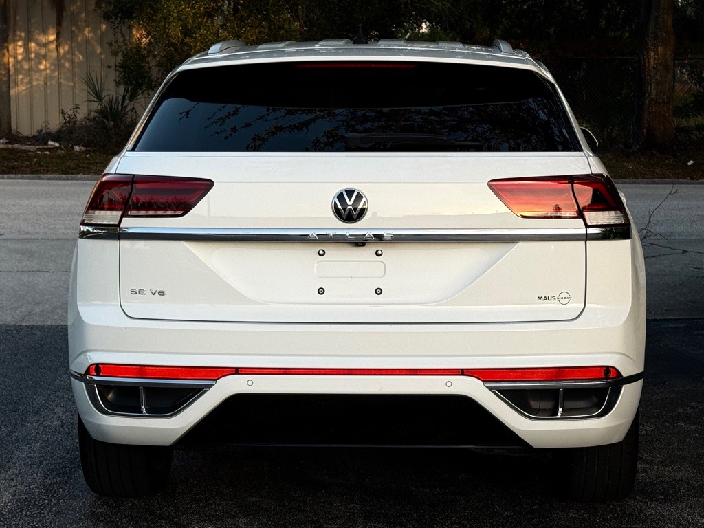 2021 Volkswagen Atlas Cross Sport Image 17