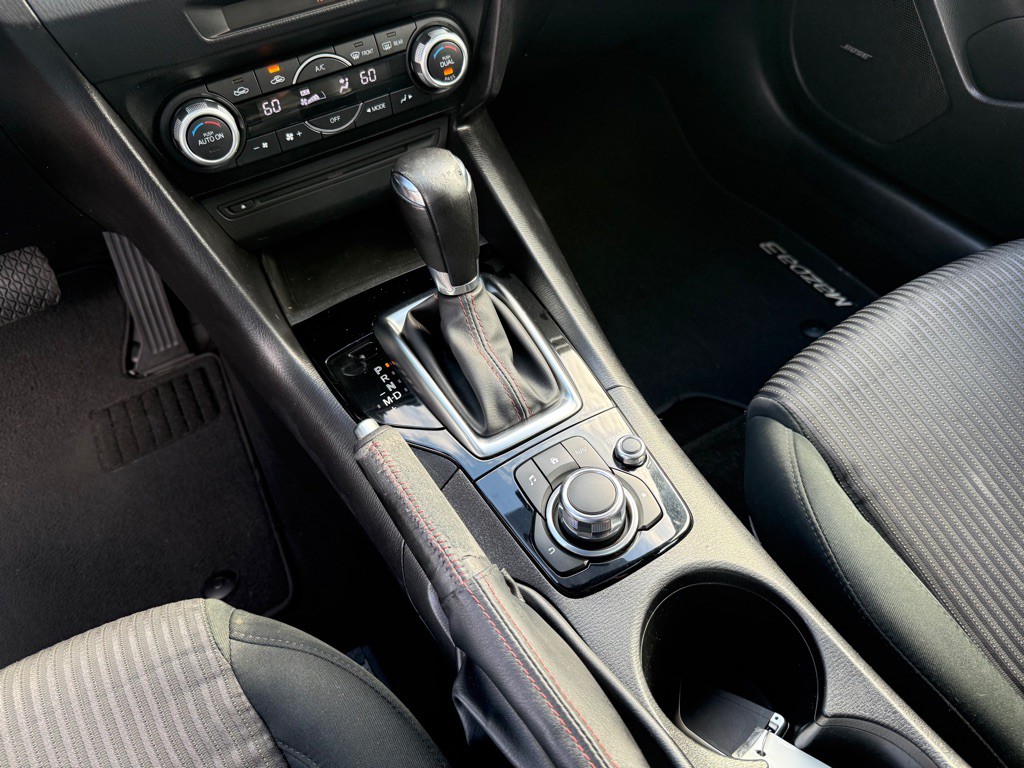 2015 Mazda Mazda3 Image 11