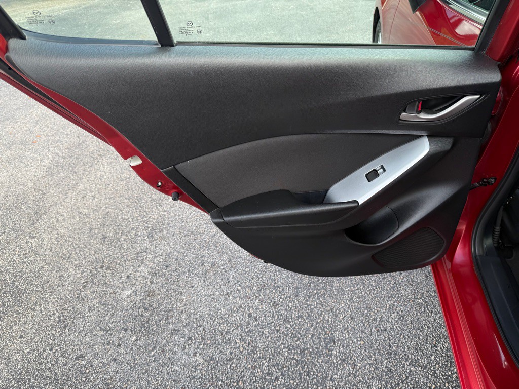 2015 Mazda Mazda3 Image 15
