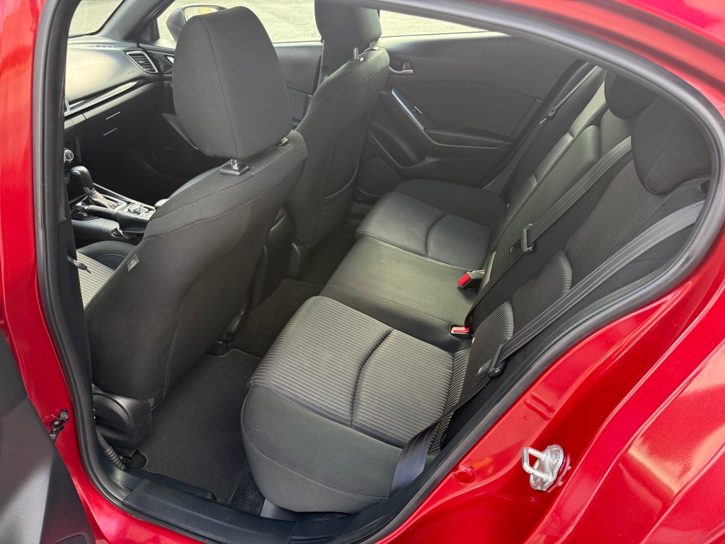 2015 Mazda Mazda3 Image 16
