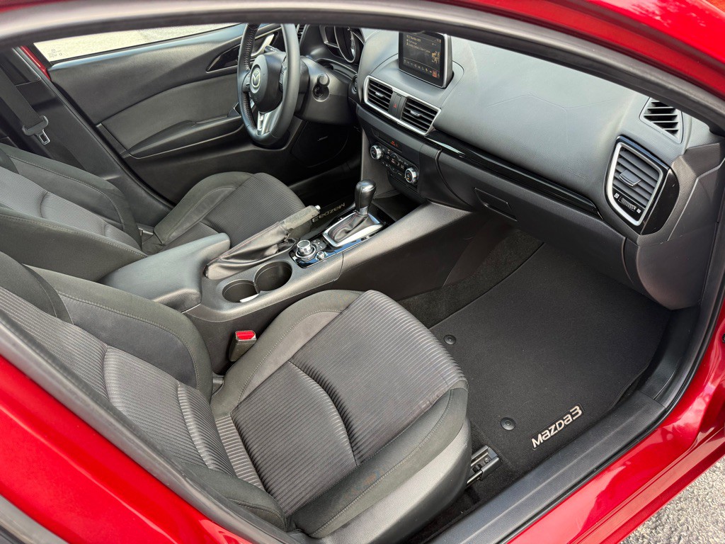 2015 Mazda Mazda3 Image 24