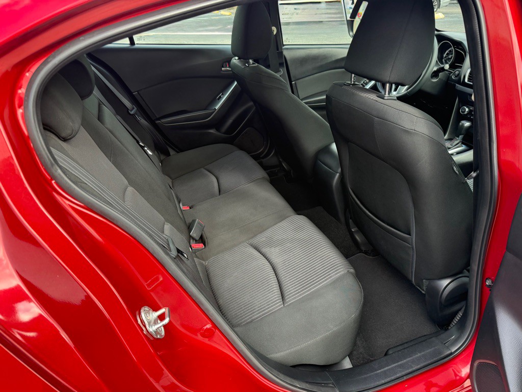 2015 Mazda Mazda3 Image 25