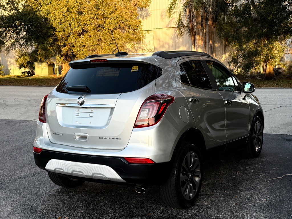 2017 Buick Enclave Image 3