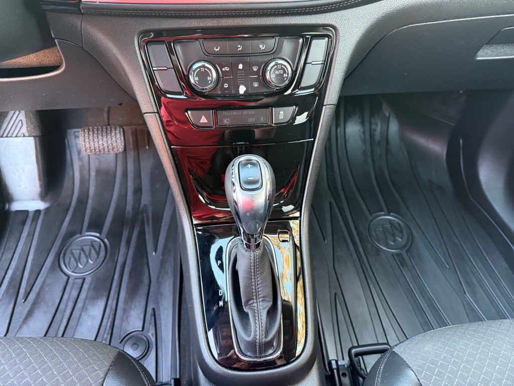 2017 Buick Enclave Image 11