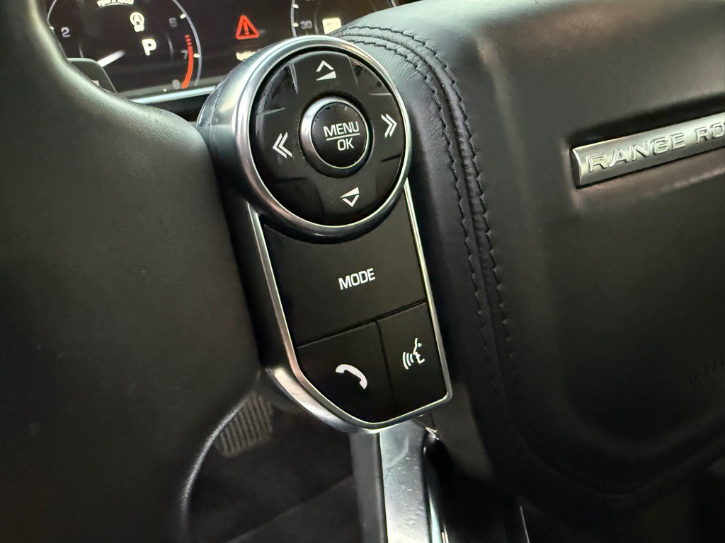 2014 Land Rover Range Rover Image 9