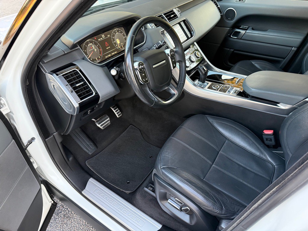 2015 Land Rover Range Rover Sport Image 8