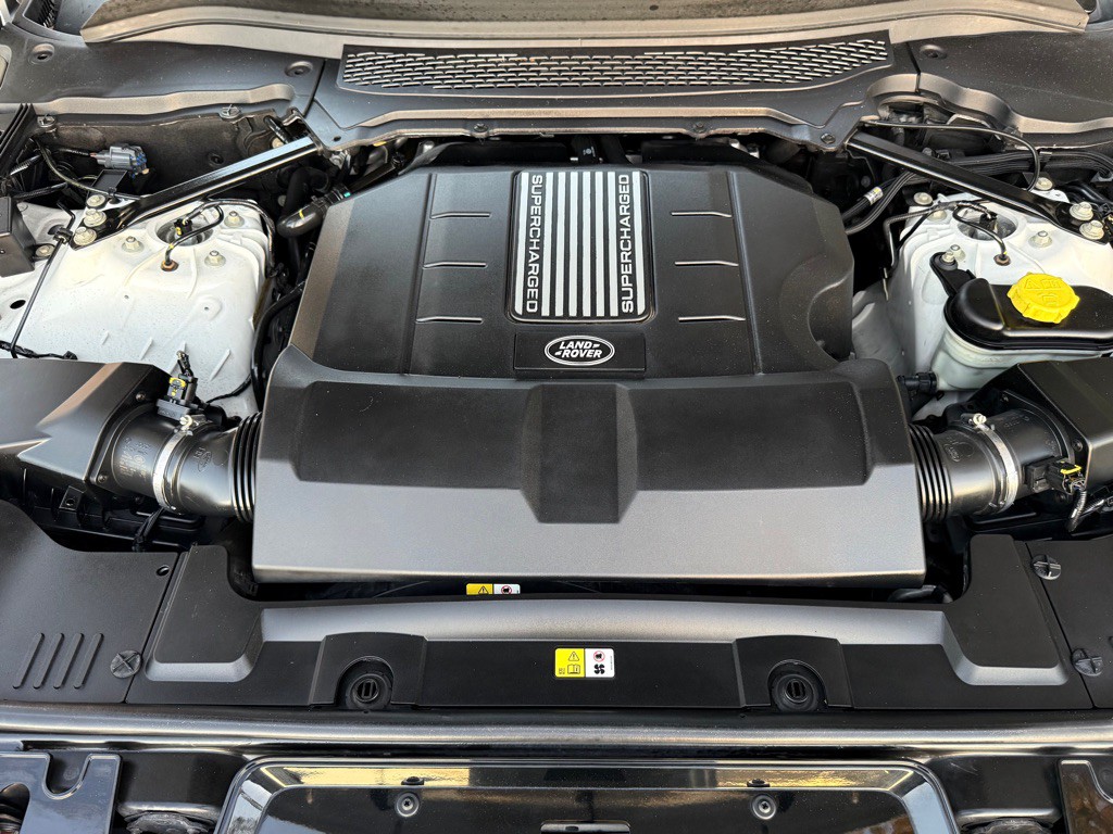 2015 Land Rover Range Rover Sport Image 30