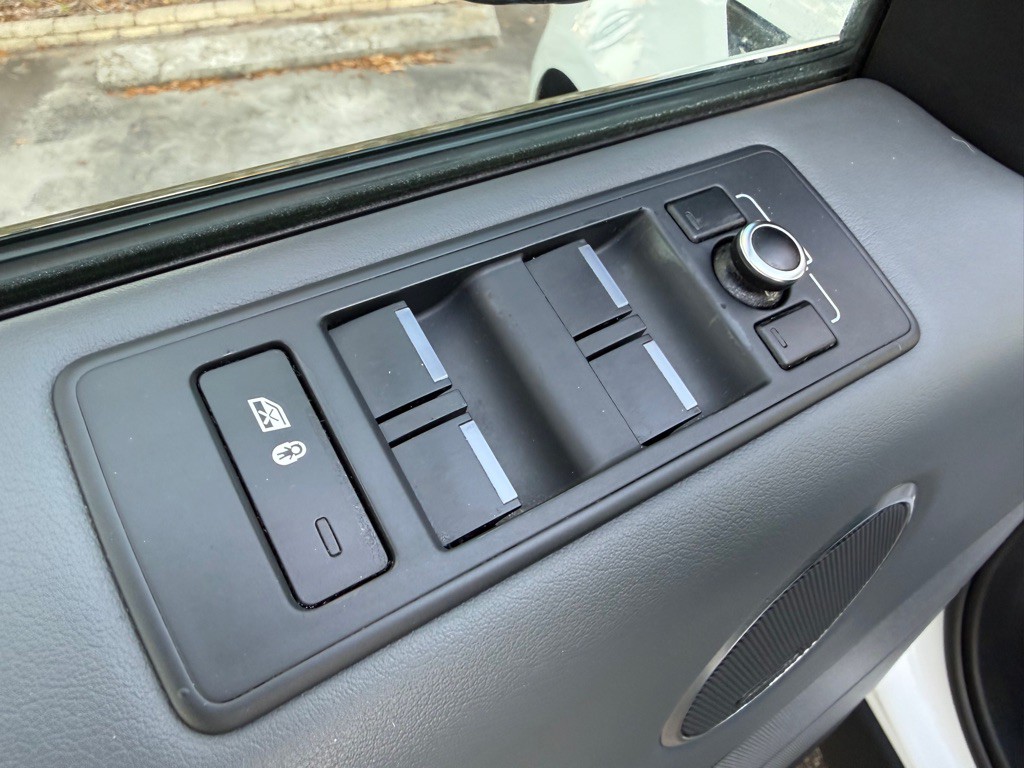 2015 Land Rover Range Rover Sport Image 37
