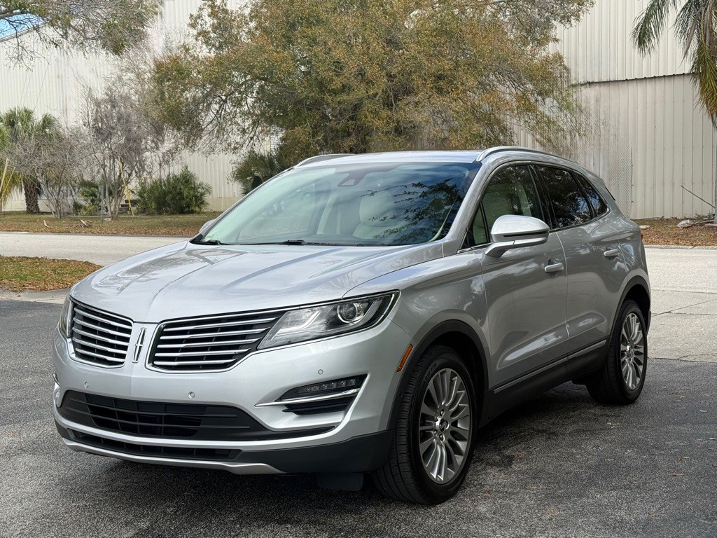 2016 Lincoln MKC Image 1