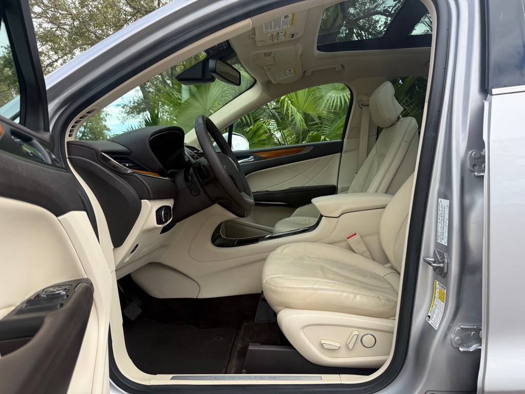 2016 Lincoln MKC Image 7