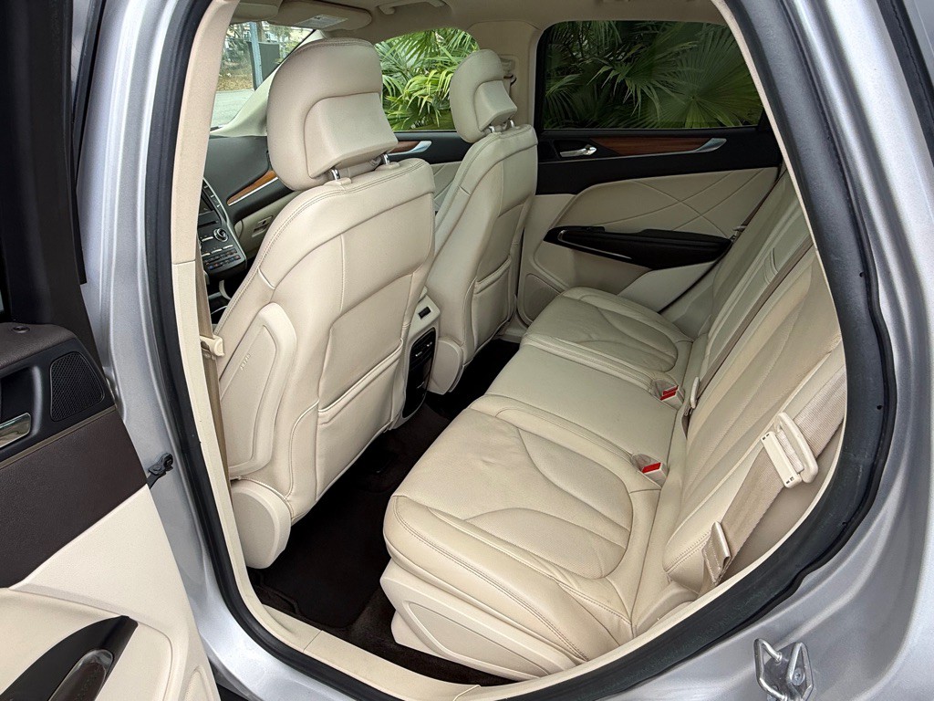 2016 Lincoln MKC Image 18