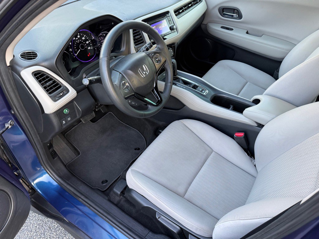 2016 Honda HR-V Image 2