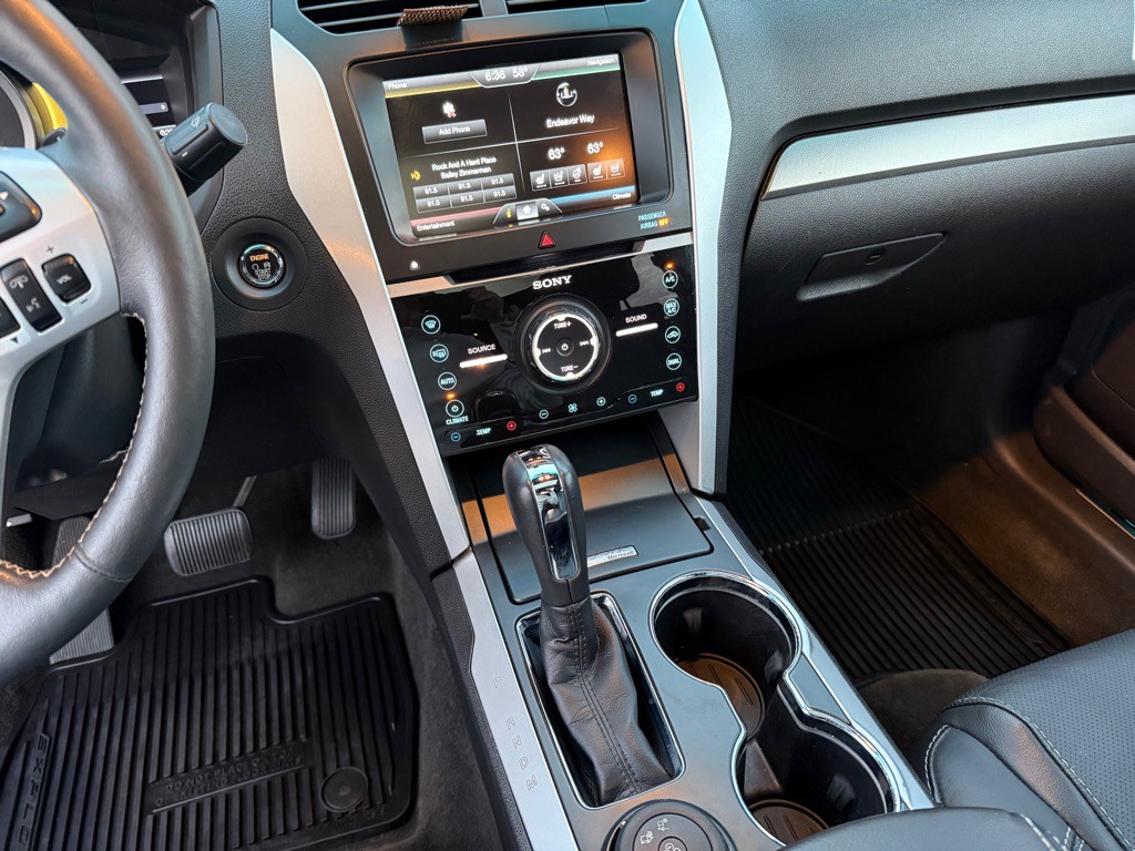 2015 Ford Explorer Image 9