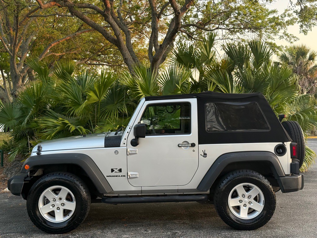 2007 Jeep Wrangler Image 4