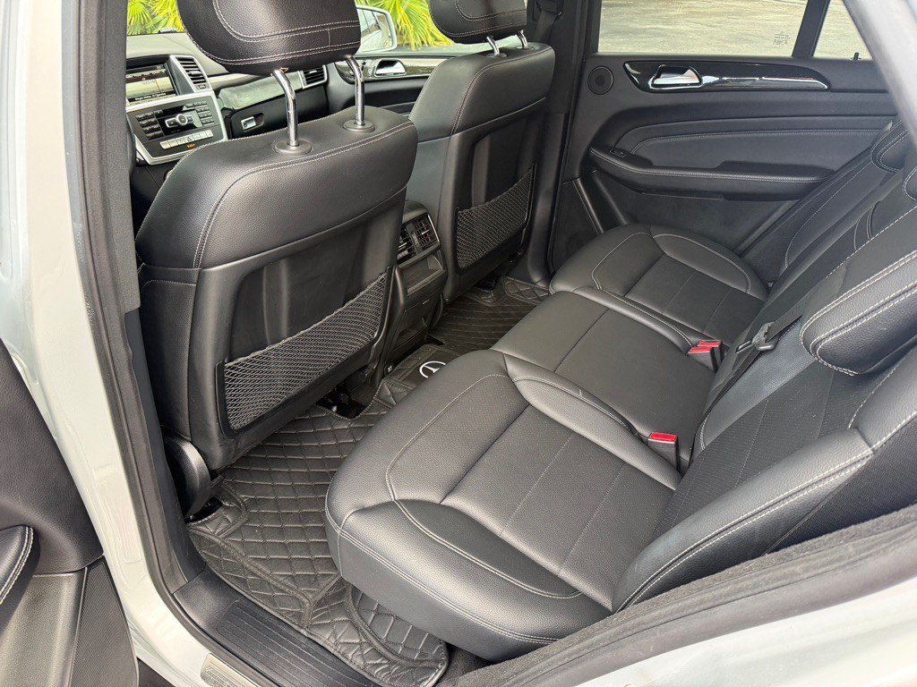 2015 Mercedes-Benz M-Class Image 15