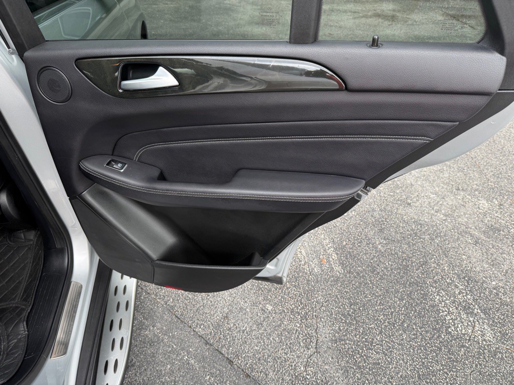 2015 Mercedes-Benz M-Class Image 23