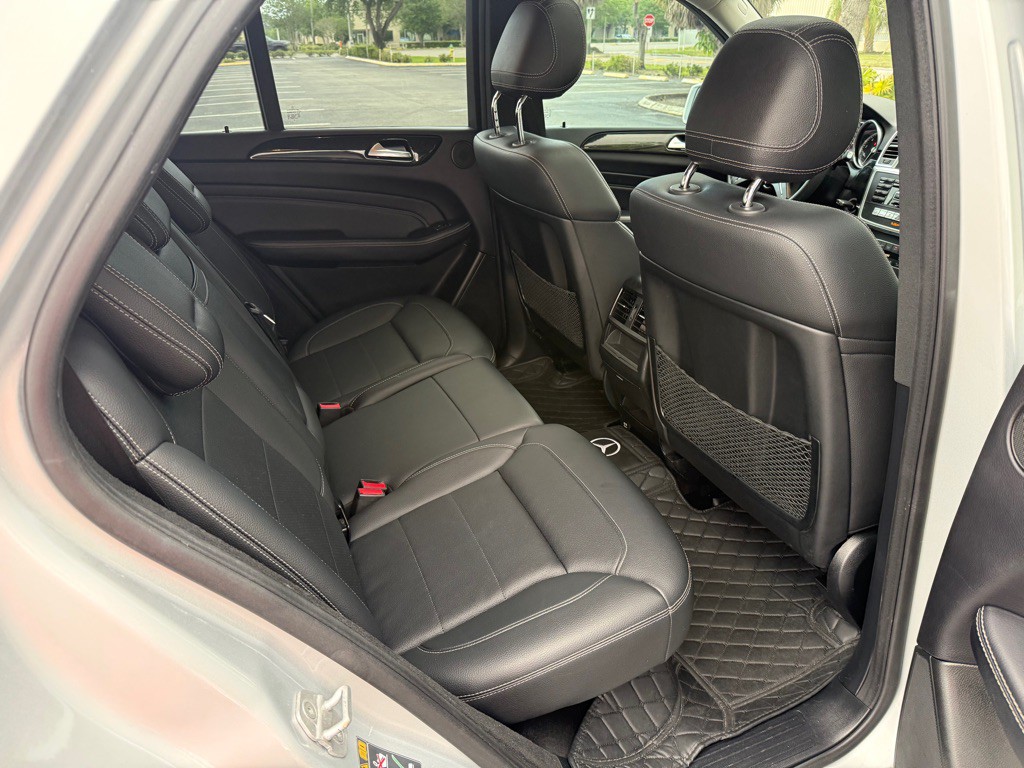 2015 Mercedes-Benz M-Class Image 24