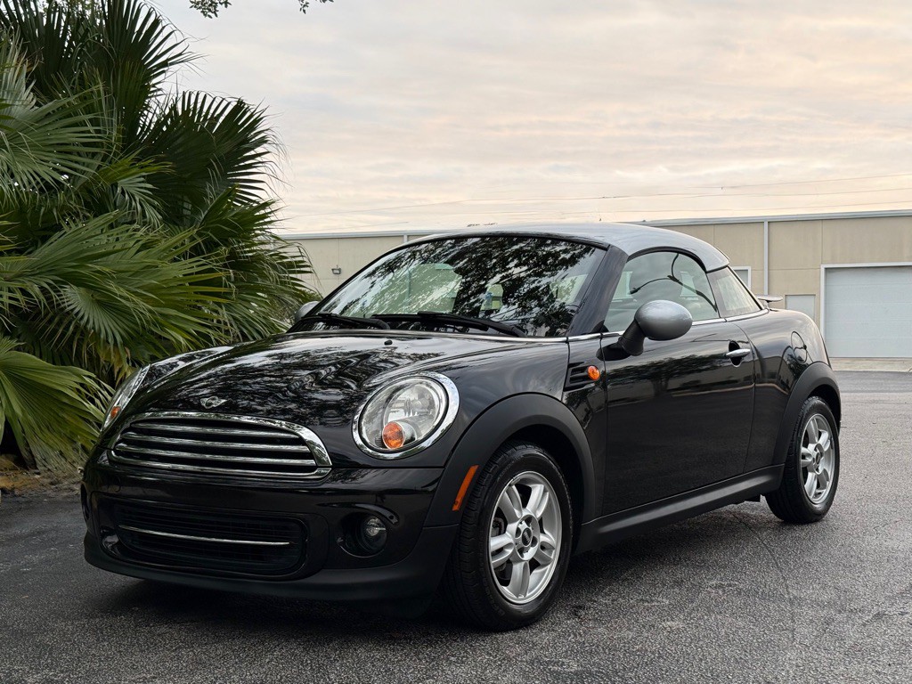2014 MINI Cooper Image 4