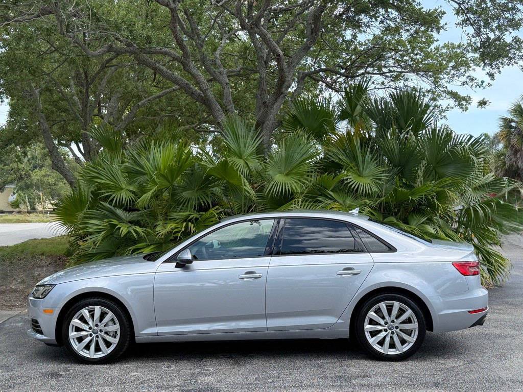 2017 Audi A4 Image 4