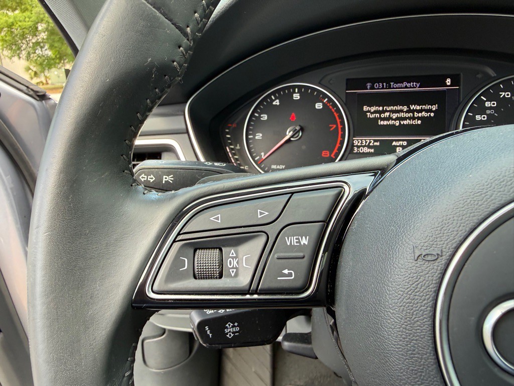 2017 Audi A4 Image 10