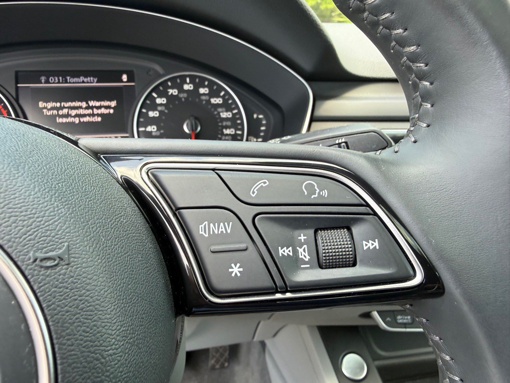 2017 Audi A4 Image 11