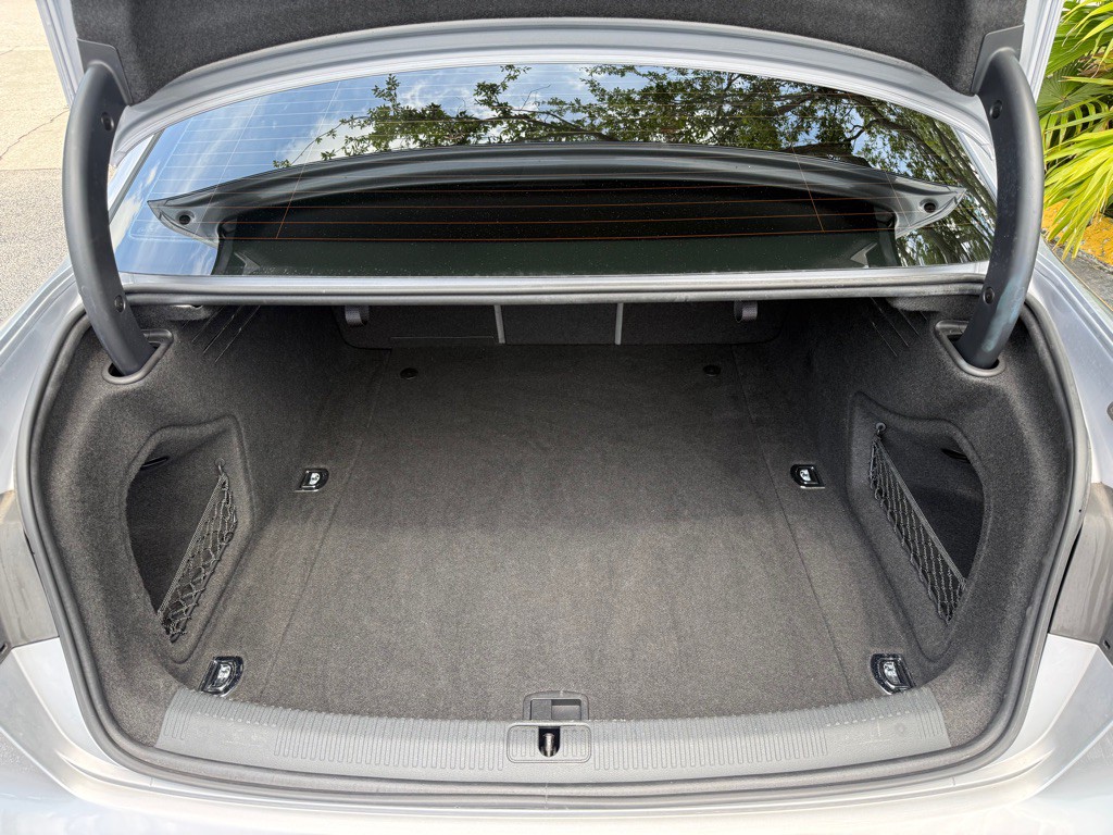 2017 Audi A4 Image 18