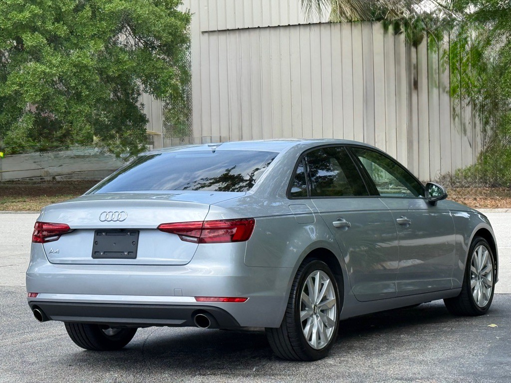 2017 Audi A4 Image 19