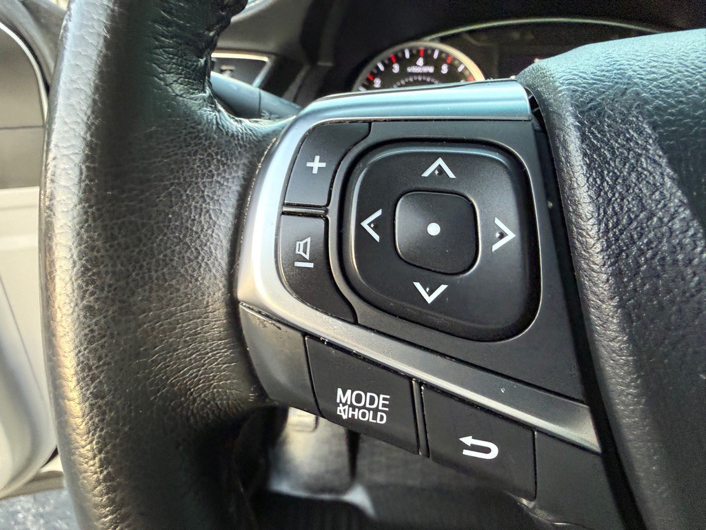 2017 Toyota Camry Image 10