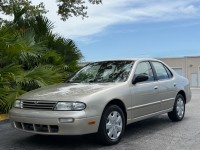 Image for 1995 Nissan Altima GXE ID: 7509915