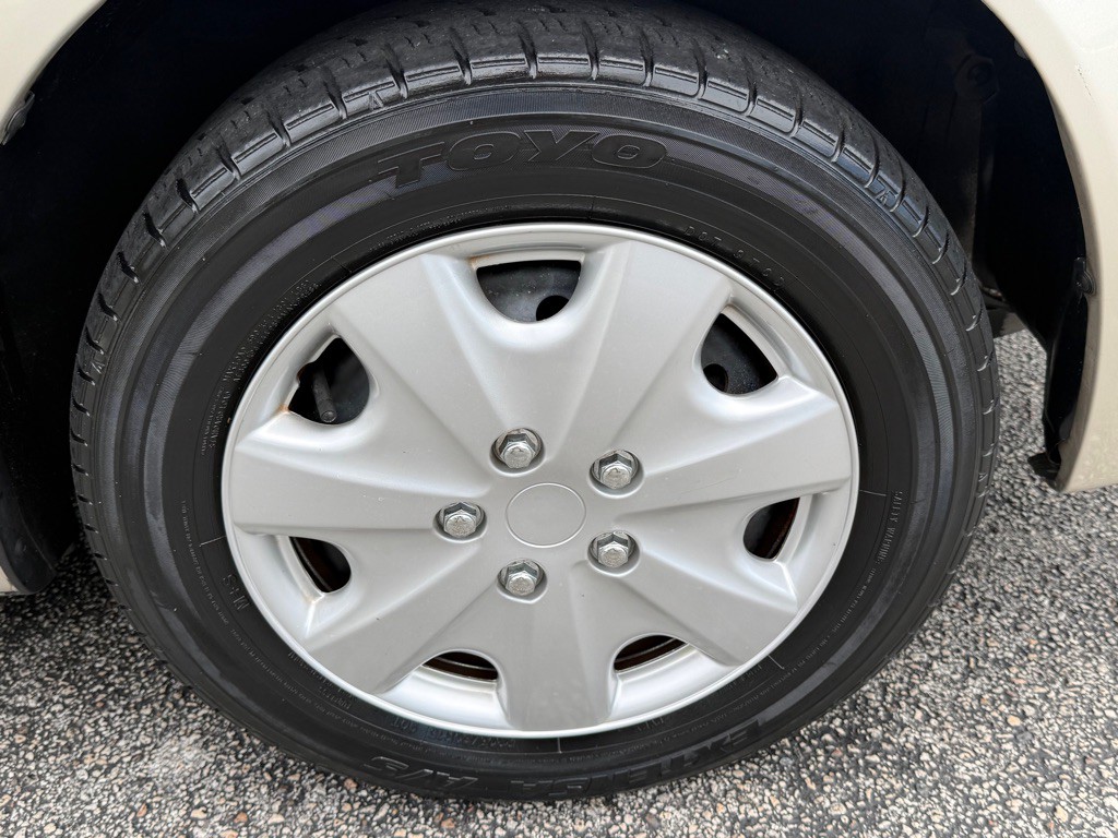 1995 Nissan Altima Image 25