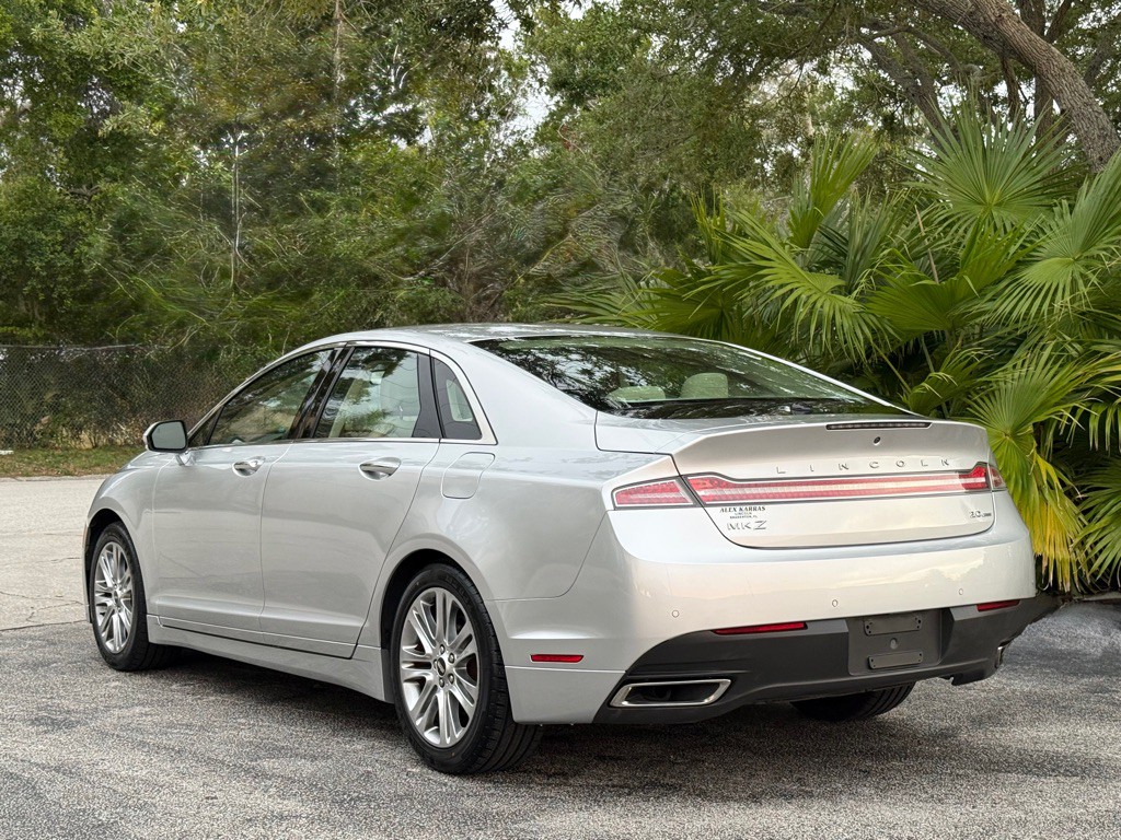 2013 Lincoln MKZ Image 13