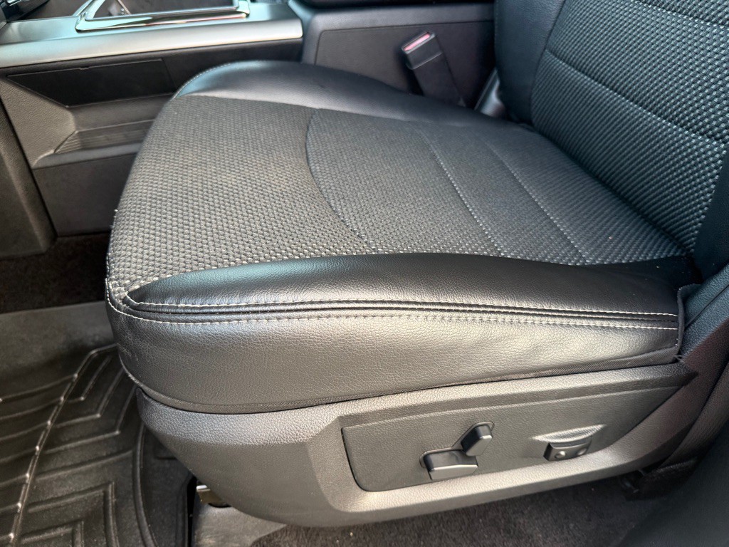 2014 RAM 1500 Image 34