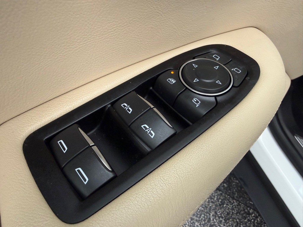 2017 Cadillac XT5 Image 7
