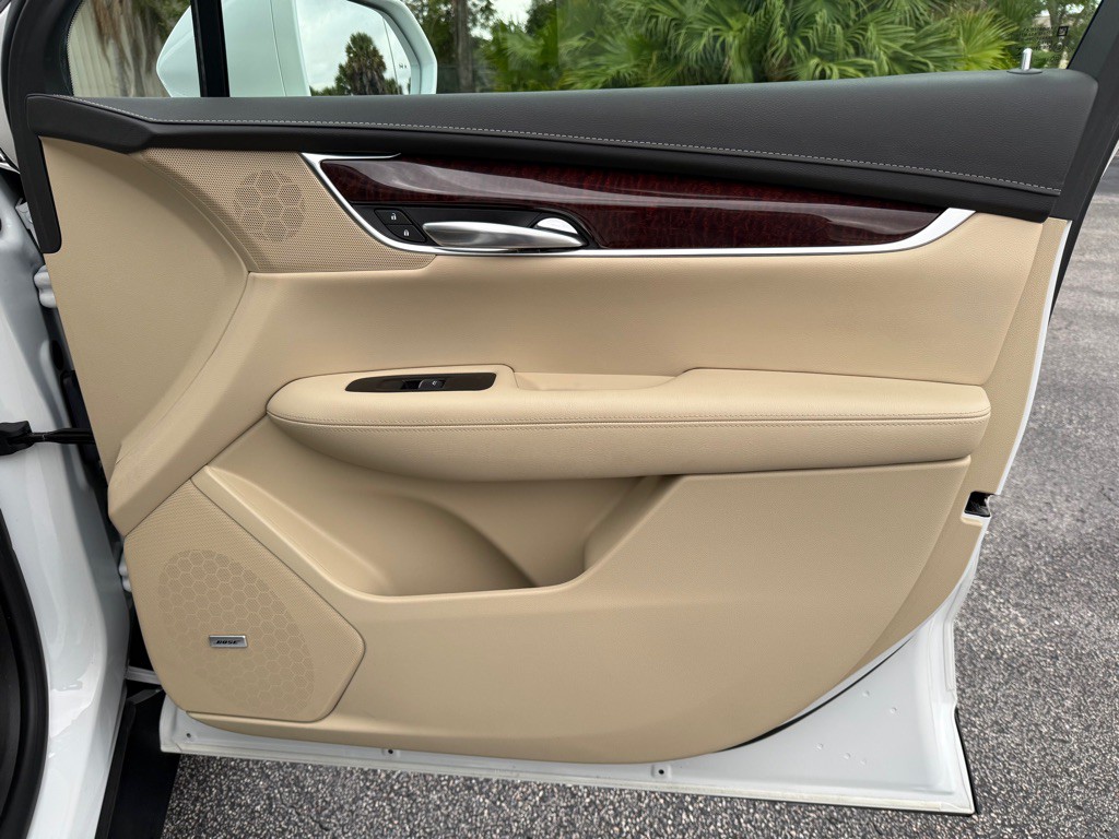 2017 Cadillac XT5 Image 25