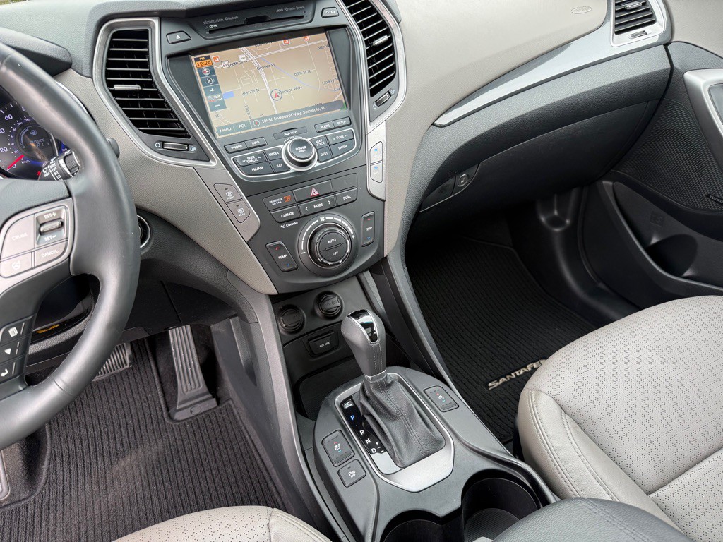 2016 Hyundai Santa Fe Sport Image 10