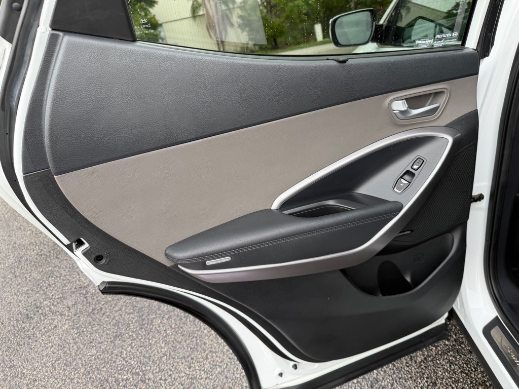 2016 Hyundai Santa Fe Sport Image 13