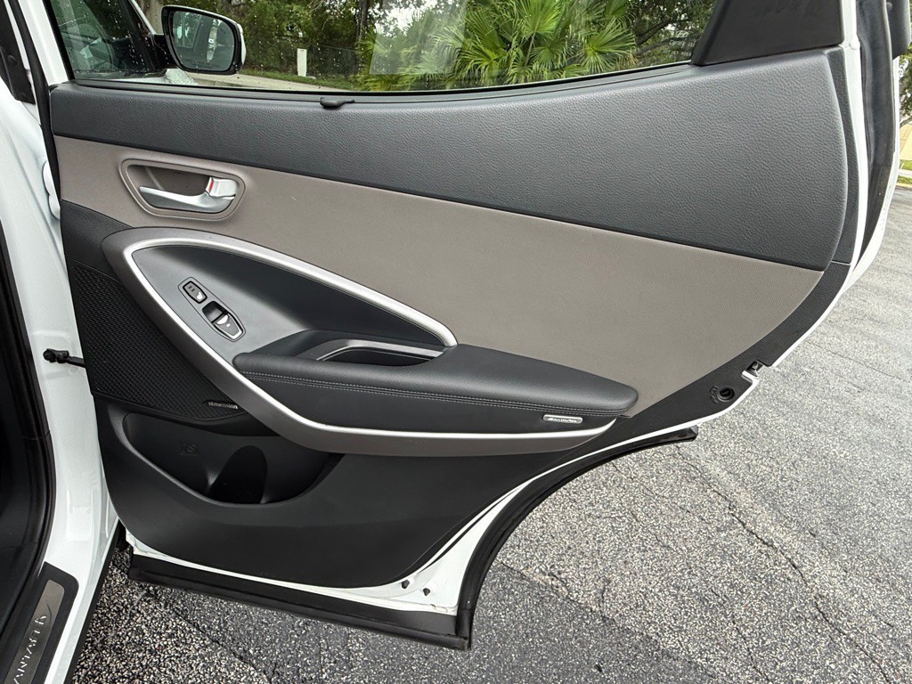 2016 Hyundai Santa Fe Sport Image 22